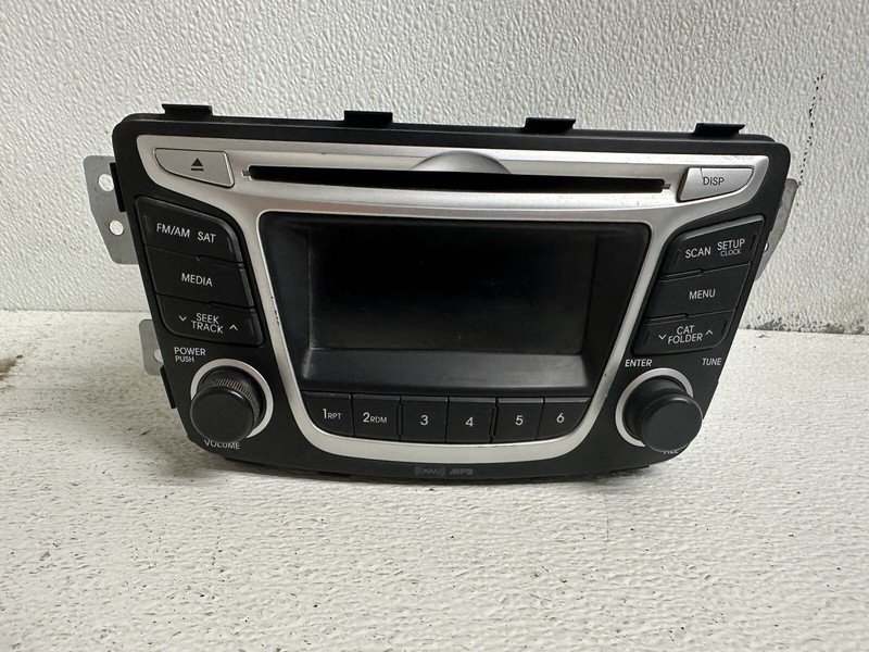 2012-2014 Hyundai Accent Radio Stereo 2 DIN Disc CD Player
