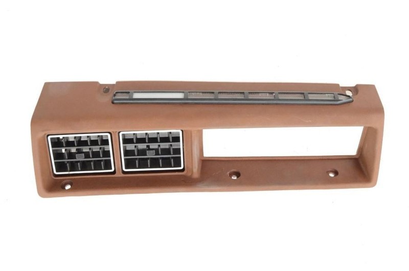 1981-1983 Datsun 280ZX S130 2+2 Center Dash Trim With Center Vents 68720 P9100