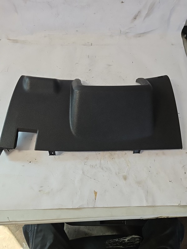 2009-14 CHEVY TRAVERSE DASH PANEL LEFT SIDE LOWER KNEE BOLSTER COVER TRIM OEM