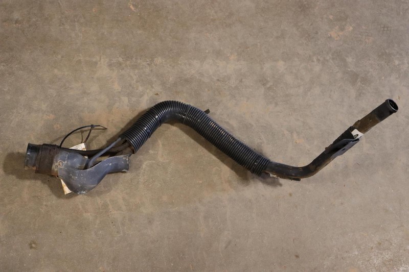 2010-2015 FORD MUSTANG GT COUPE 5.0L FUEL TANK FILLER NECK PIPE TUBE OEM
