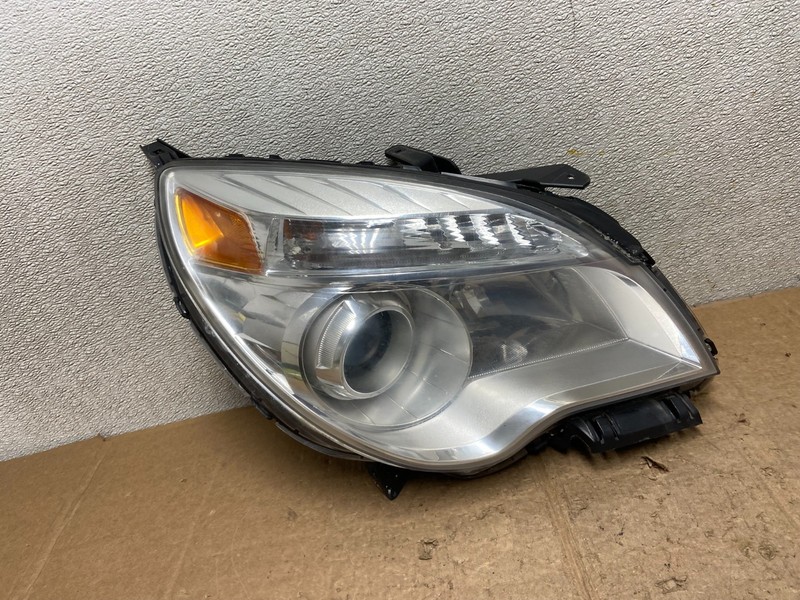 2010-2015 Chevrolet Equinox Right Passenger Halogen Projector Headlight AA5079