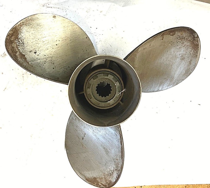 Mercury Stainless Propeller Vengenance 13" x 18" 48-16988-18