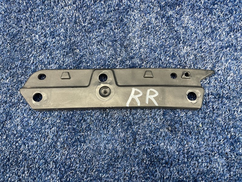 2006-2009 PONTIAC SOLSTICE REAR BUMPER RIGHT PASSENGER SIDE OUTERT BRACKET OEM