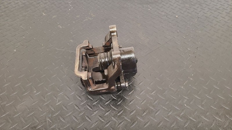 09-23 Dodge Challenger Rear Left Driver Side Brake Caliper OEM 5142565AB