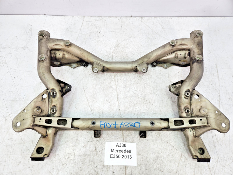 ✅10-13 OEM Mercedes W212 E350 Front Lower Axle Support Subframe Crossmember 111k