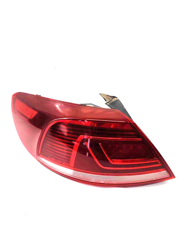 2013 Volkswgn CC LH Driver Side Led Tail Light Assembly Light Scratches