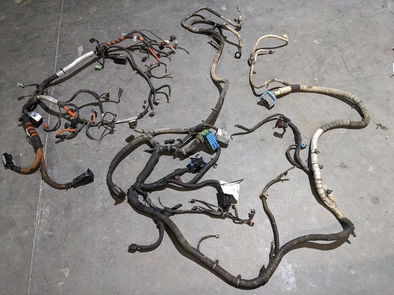 2015 SIERRA 2500 6.6L AT 4WD Engine Wire Harness 1107140