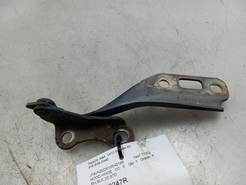 93-98 TOYOTA T100 3.4L 4WD AT PASSENGER SIDE HOOD HINGE