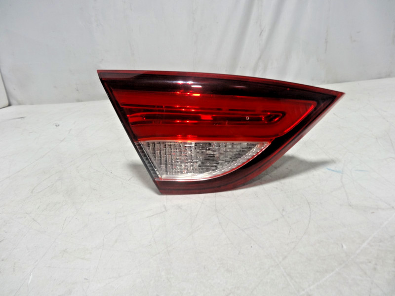 2015-2016 Chrysler 200 Rear Left Driver Side Led Inner Taillight Factory Oem