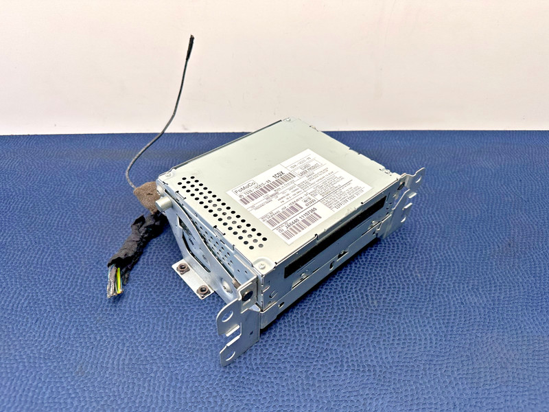 09-15 Jaguar XF XK XKR Front Dashboard Audio AM FM Radio CD Player Receiver OEM