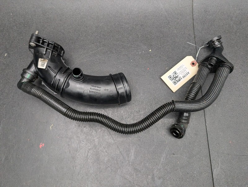 Intercooler Pipe w/ Breather Hose 2019 Audi A7 06M129665AL 2020