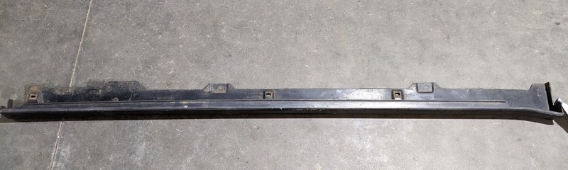 1996-2000 Civic Sedan 4dr Passenger Right Rocker Panel Moulding 1162541