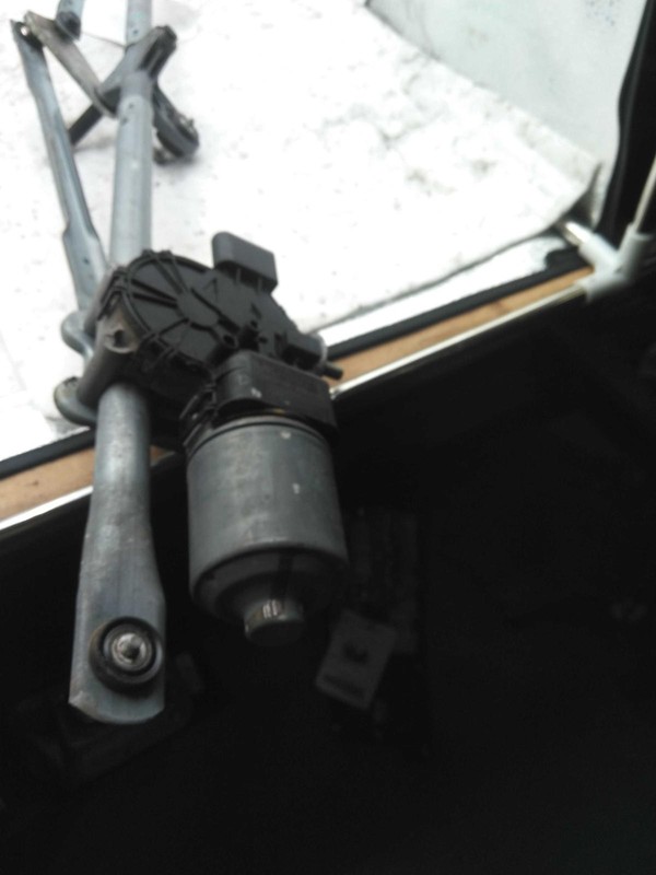 2009 Chrysler Sebring Wiper Motor OEM 68044087AA Gold 74K Miles
