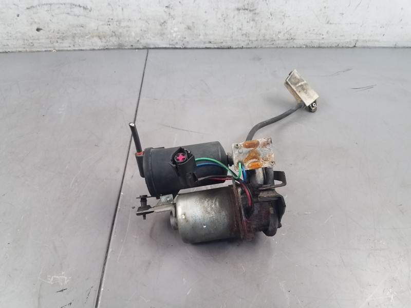 2003 03 04 Mercury Marauder Air Ride Compressor #4504 S3