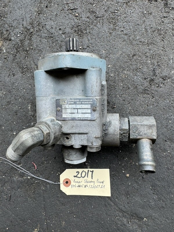 Power Steering Pump - P/N: 2105983