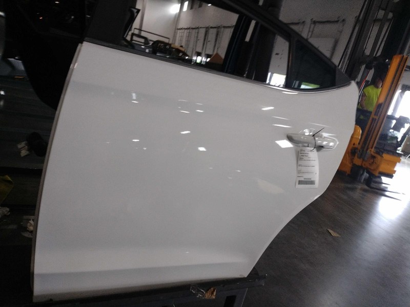 2020 Hyundai Elantra Left Door White 649415 53K Miles - Used Auto Part