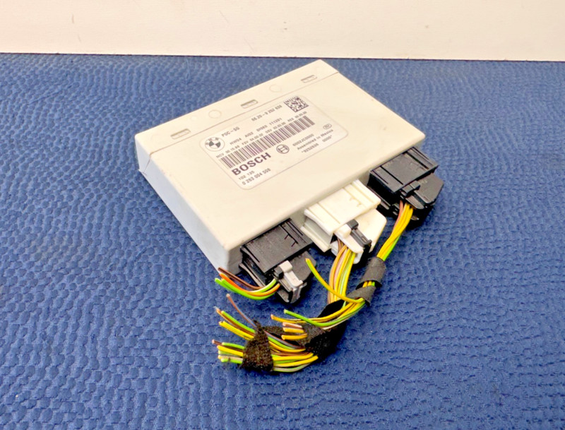 05-16 OEM BMW E89 E90 E92 E93 Z4 Front Rear Parking Distance Control Module PDC