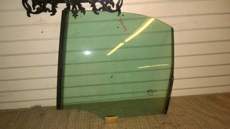 99 CATERA DRIVER LEFT REAR WINDOW DOOR GLASS OEM 1032-34