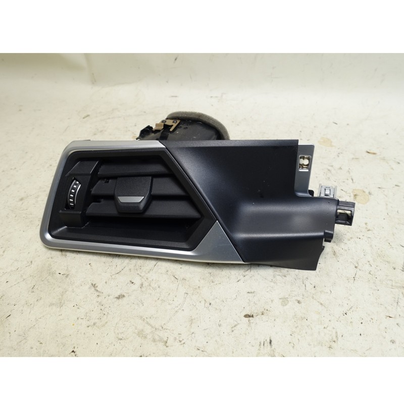 Damaged BMW G20 3-Series G22 G42 Left Front Dashboard Air Vent 2019-2025 OEM
