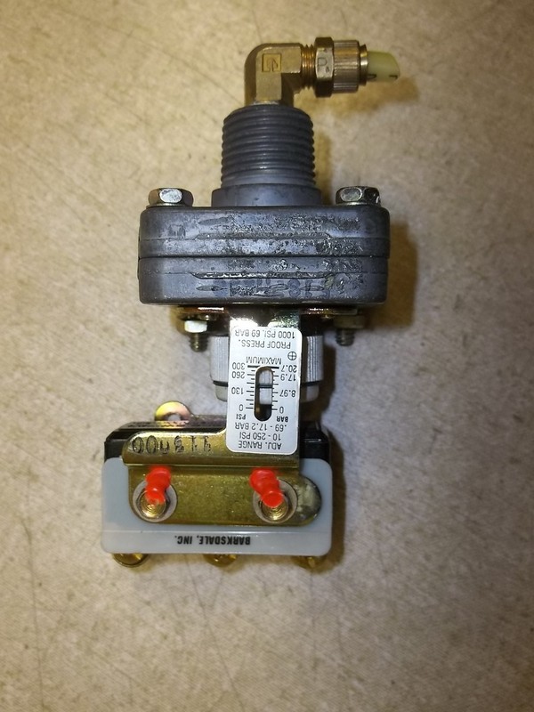 Barksdale Dia-Seal Piston Pressure Switch E1H-H250 *FREE SHIPPING*