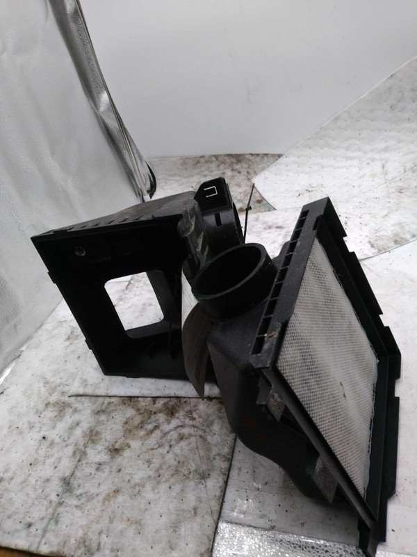 Used Air Cleaner Assembly fits: 2022 Subaru WrxGrade A