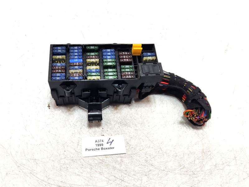 ✅ 97-05 OEM Porsche Boxster 986 911 996 Fuse Box Relay Control Module Unit