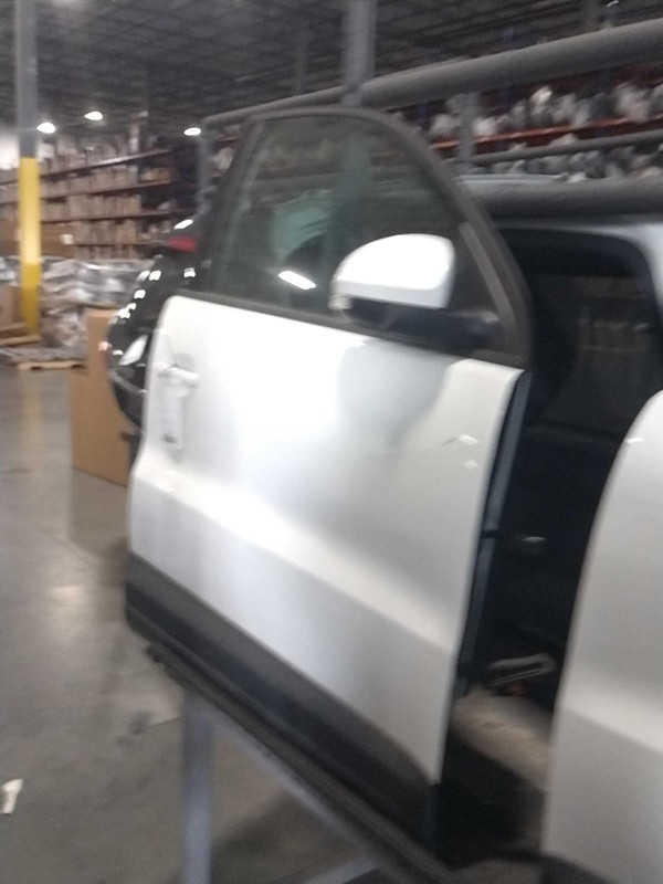 2017 Volkswagen Tiguan Right Door White 4DR SUV OEM Used Part 229990