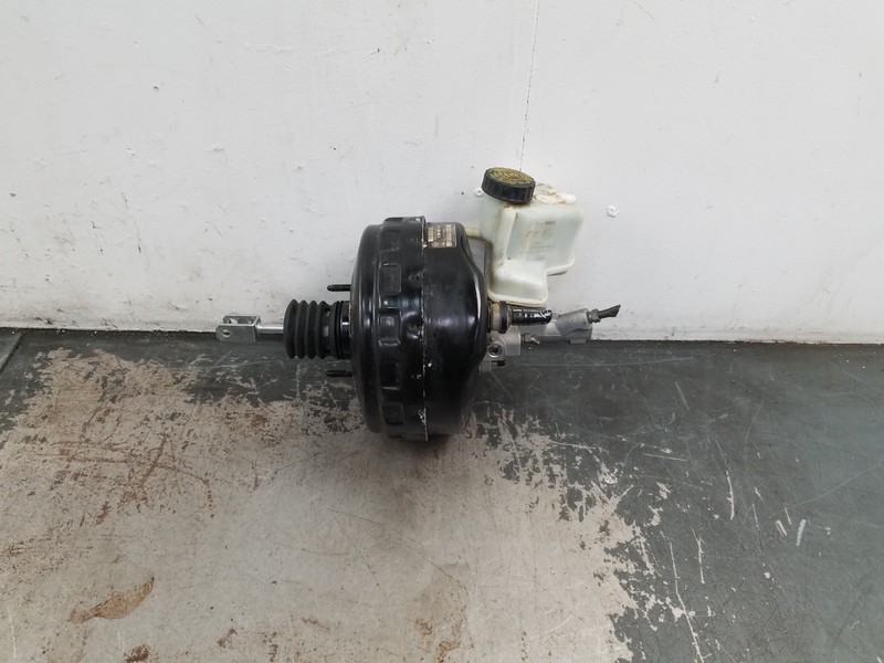 2010 Mercedes Benz AMG C 63 Brake Master Cylinder / Booster #8001 Q6