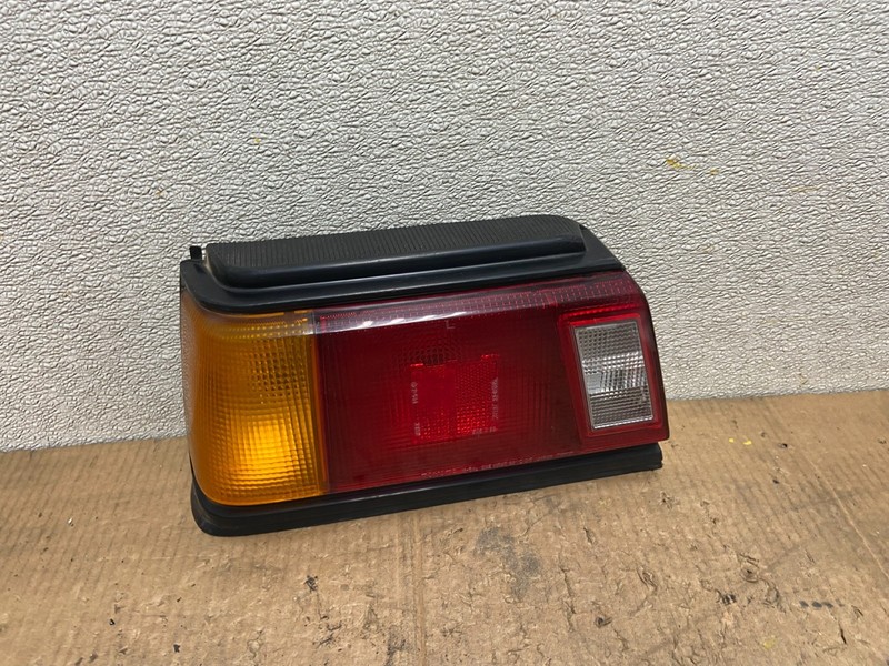 1983 to 1989 Toyota Tercel Left Driver LH Side Tail Light Oem AA8528 DG