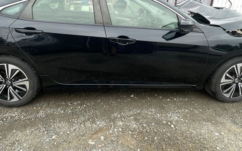 2016-2021 HONDA CIVIC RIGHT ROCKER MOULDING BLACK PC:NH731P FWD 101K EX-T 56556