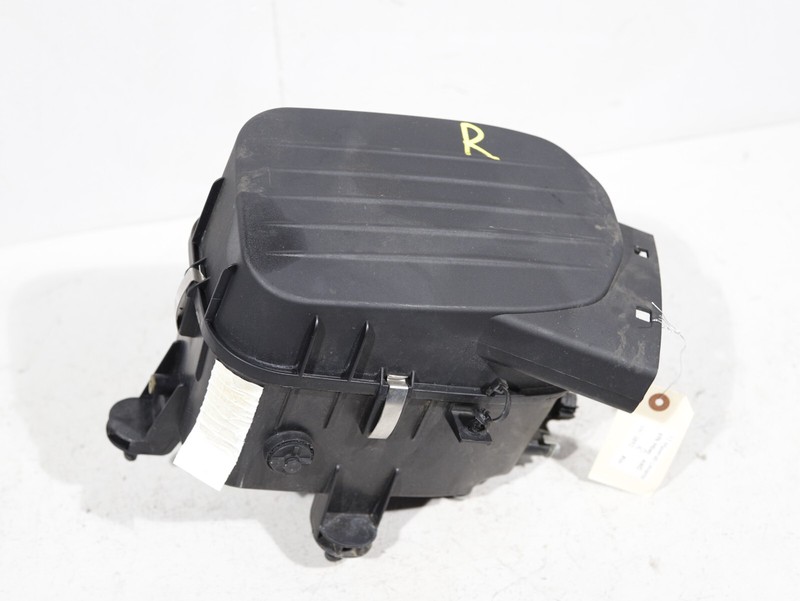 2017-2020 MASERATI LEVANTE RIGHT ENGINEAIR CLEANER HOUSING FILTER BOX OEM