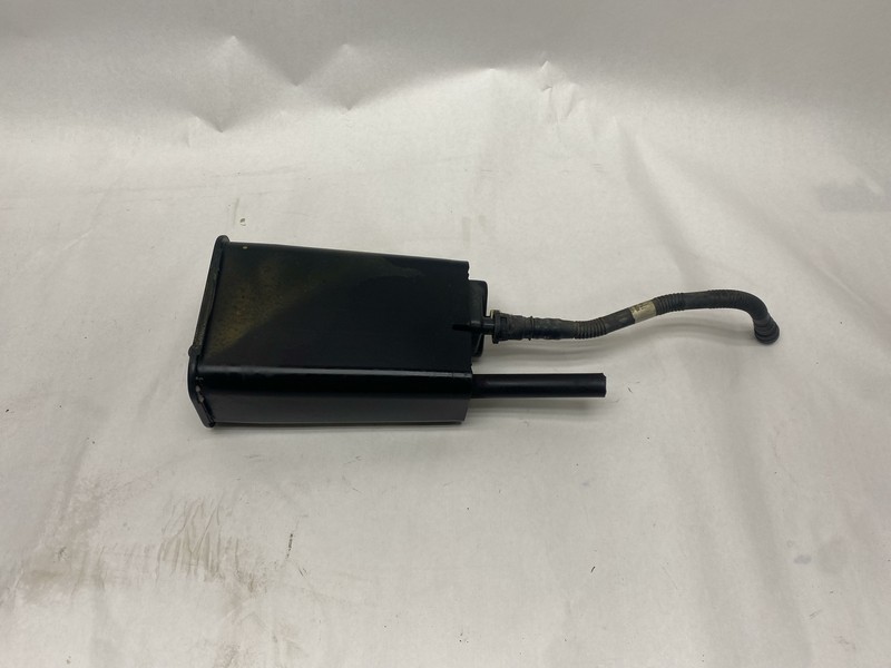 2004-2006 PONTIAC GTO LS1 5.7L FUSE GAS EVAPORATOR CHARCOAL VAPOR CANISTER OEM