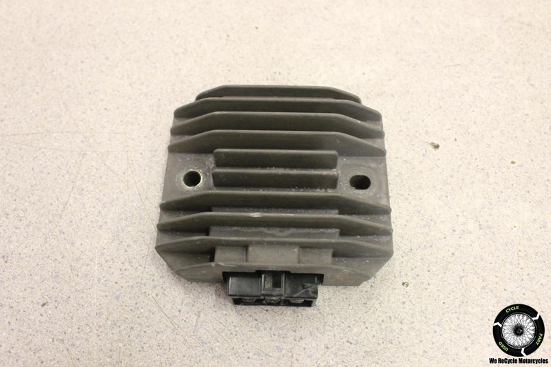 1993 Kawasaki Ninja ZX6 ZX600D RECTIFIER VOLTAGE REGULATOR ZX 6 ZZR 93