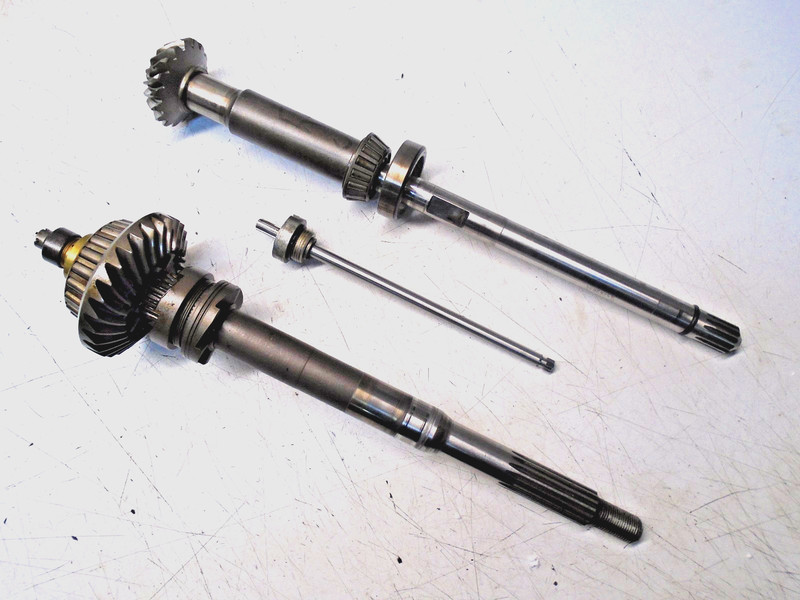 S5 Mercruiser Gen 1 Lower Unit Shafts & Gears45-42634