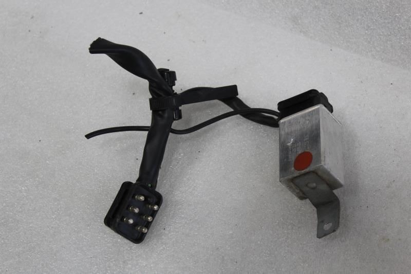 1975 1976 1977 1978 1979 1980 MERCEDES 450SL R107 HOT START AID RELAY 0005457132