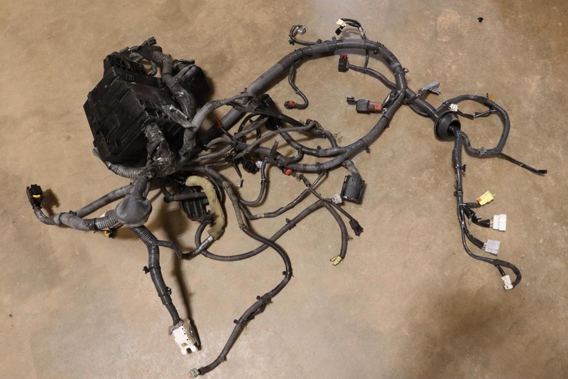 2012 NISSAN PATHFINDER 4.0L 4X4 ENGINE BAY WIRE WIRING HARNESS W/ FUSE BOX OEM