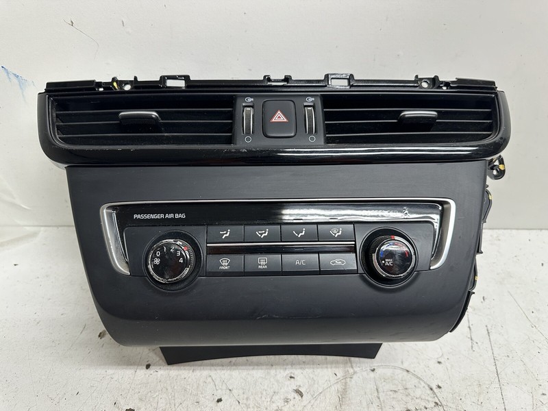 2016-2018 Kia Optima Heat A/C Temp Climate Control Switch Panel HVAC Oem