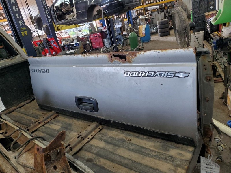 Trunk/Hatch/Tailgate Classic Style Fits 99-07 SIERRA 1500 PICKUP 300832