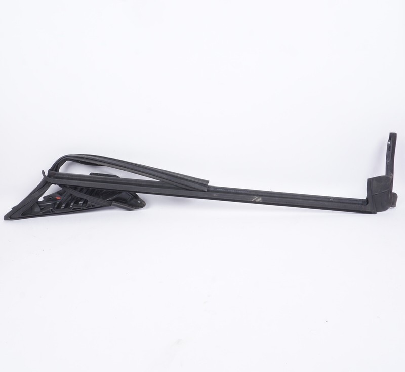 2021 - 2025 BMW 430i M440 M4 COUPE CONVERTIBLE LEFT DOOR SEAL GASKET