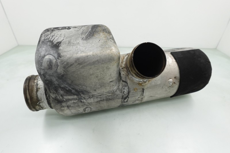 FRESHWATER 2005-2008 Yamaha GP1300 OEM Exhaust Muffler Water Box F1G-67550-10-00