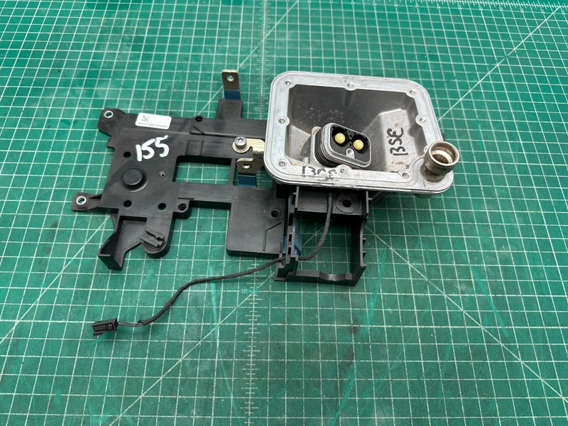 11-18 Smart Fortwo Electric BATTERY MODULE MOUNT BRACKET OEM