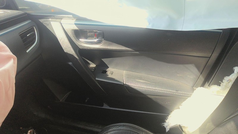 Front Door Trim Panel TOYOTA COROLLA Right 16 17 18 19 15 14