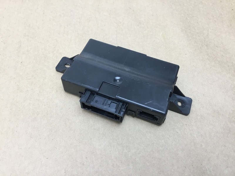 Lamborghini Huracan 2018 Gateway ECU Control Unit Module 16 17 18 19 :Y