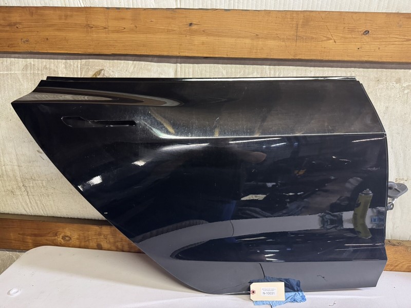 2017-2023 TESLA MODEL 3 DOOR SHELL RIGHT REAR OEM N-10031