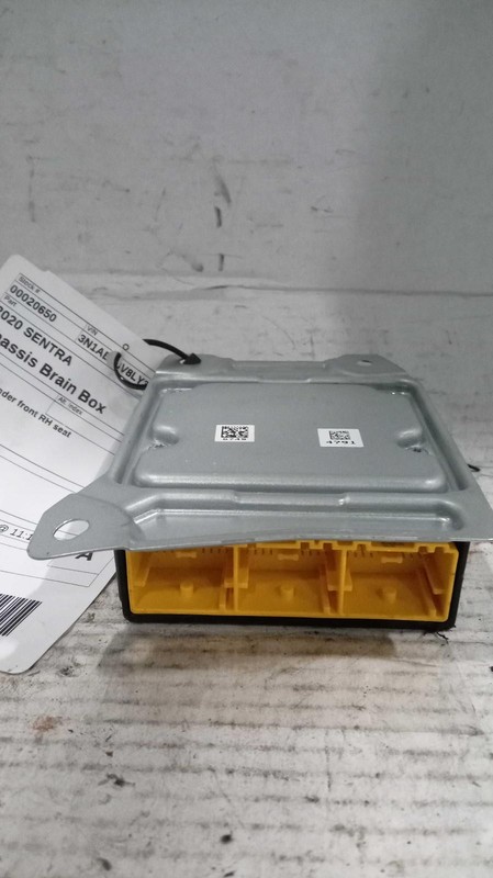 Used Air Bag Module fits: 2020 Nissan Sentra Air Bag under front RH seat Grade A