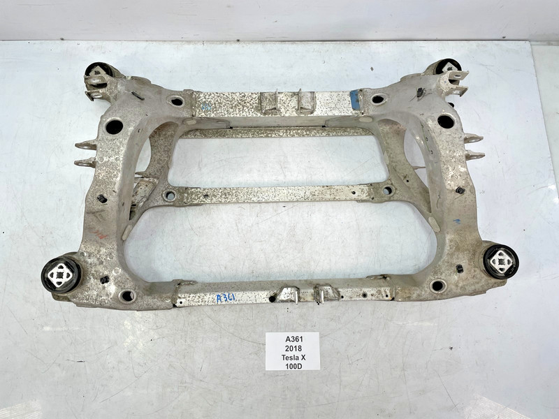 ✅ 2016-2020 OEM Tesla Model X Rear Subframe Crossmember Cradle Assembly