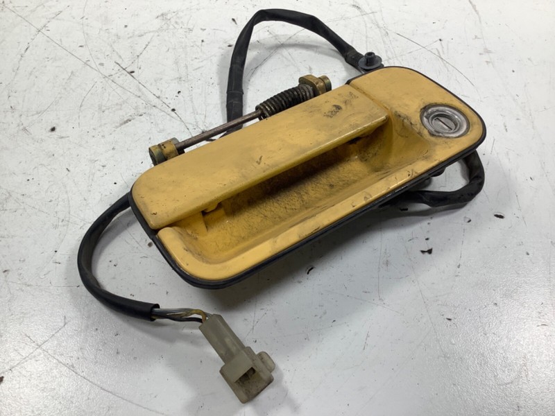 88-91 Honda Prelude SI Left Exterior Outer Door Handle Yellow 72180-SF1-962 OEM