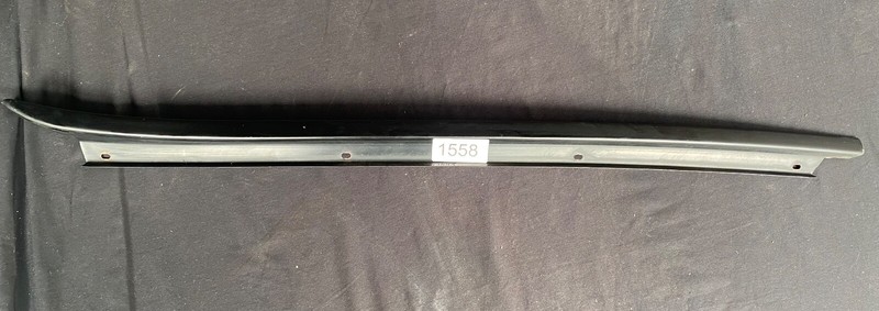 03-08 Jaguar S-Type X204 Front Left Side Exterior Windshield Molding Seal OEM