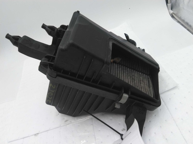 2017 Nissan Rogue Air Cleaner Assembly OEM 165004BA4D Used 91K Miles Blue