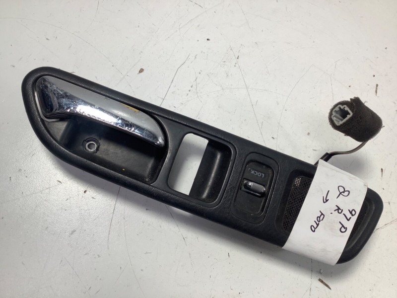 97-01 Prelude Right Passenger Inside Door handle, switch & speaker usedOEM